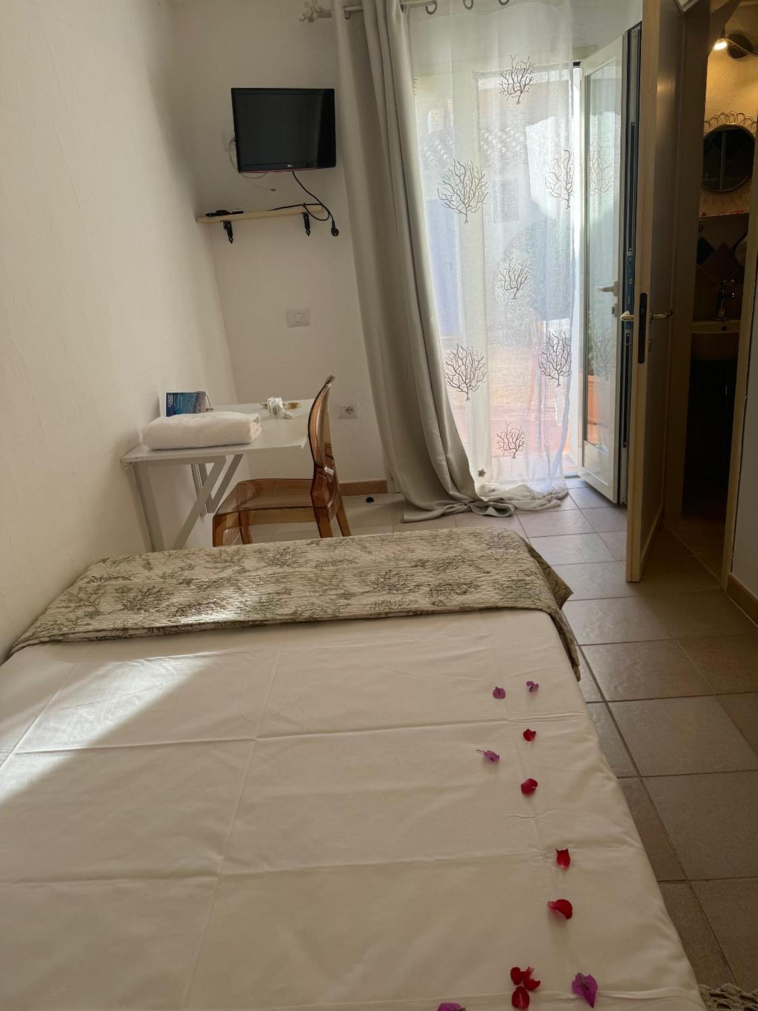 B&B Oltremare 카니지오네 외부 사진